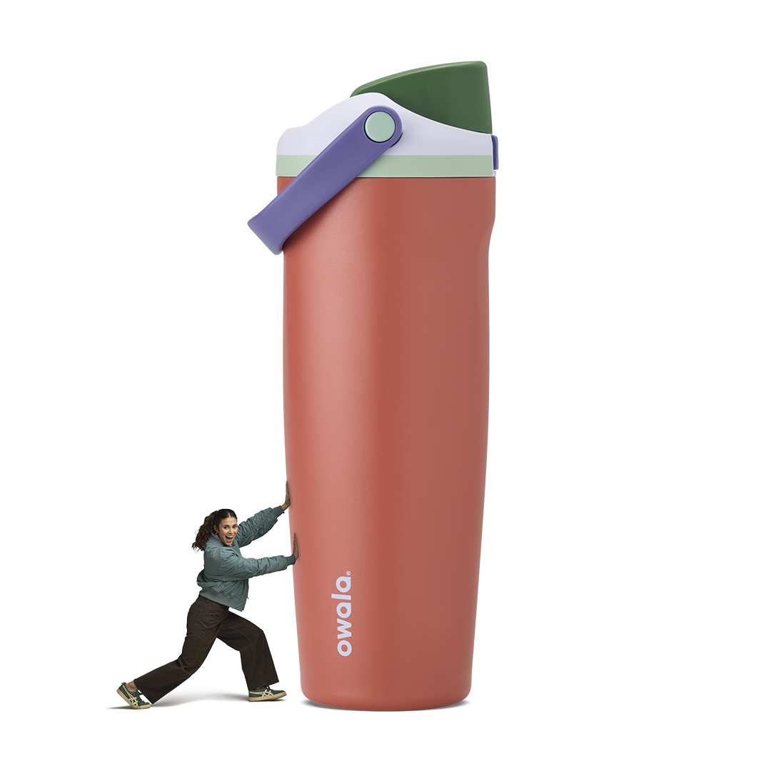 FreeSip® Sway Water Bottle WEHYRUELOC