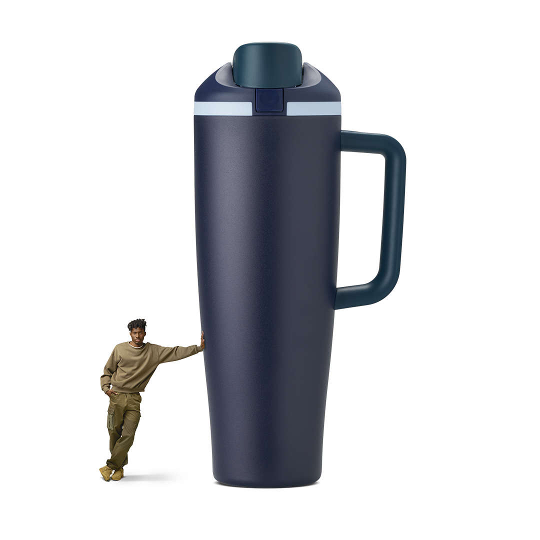 FreeSip® Tumbler Water Bottle L1E3OY